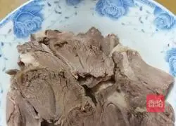 Illustration of how to make white cut beef tendon 6