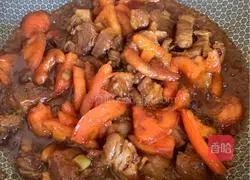 Illustration of how to make tomato beef brisket 9