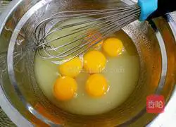 Cocoa Chiffon Cake Recipe Illustration 6