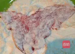 Illustration of home-style pot-wrapped pork 6