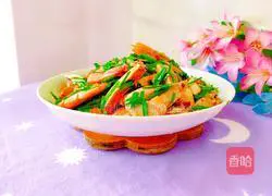 Illustration of how to make fried shrimps with dried tofu and chives 18