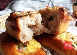 Illustration of how to make rye bacon cheese bread 25