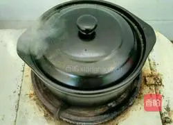 River Crab Pumpkin Soup Recipe Illustration 12