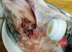 Illustration of how to make fish head with chopped pepper 4