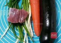 Illustration of how to make steamed eggplant with minced meat 1