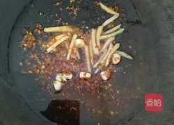 Illustration of how to make fried pork slices with tripe 4