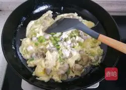 Illustration of how to make scrambled eggs with oysters 9