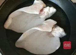 Illustration of braised pig ears 2