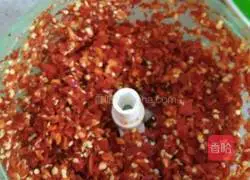 Illustration of how to chop peppers in Hunan 5