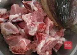 Illustration of how to make classic borscht soup 4