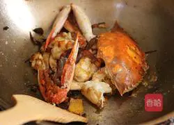 Illustration of how to make swimming crab fried rice cake 6