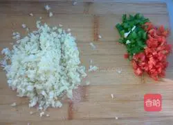 Illustration of how to make garlic vermicelli scallops 4