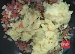 Baked Mashed Potatoes Illustration 6