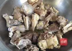 Illustration of how to make spicy chicken nuggets 5