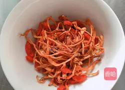 Cordyceps Flower Stewed Chicken (with Spring Bamboo Shoots and Shiitake Mushrooms) Recipe Illustration 5