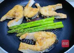 Illustration of how to make pan-fried seabass 6