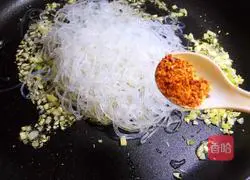 Illustration of how to make steamed oysters with garlic vermicelli 6