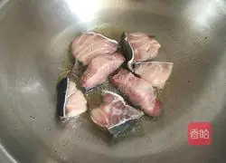 Illustration of how to cook sturgeon and stewed potatoes 3