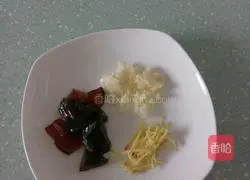 Illustration of how to make amaranth in soup 3