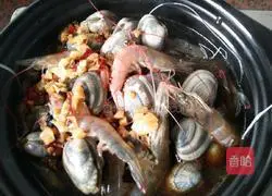 Illustration of the recipe of Enoki Mushroom Vermicelli Stew 9