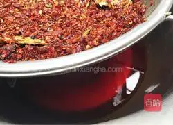 Illustration of how to make spicy seafood in spicy sauce 4 
