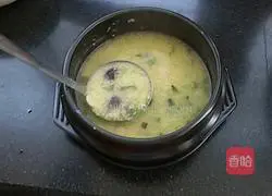 Illustration of how to make sea cucumber and millet porridge 14