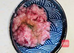 Illustration of how to make meat cakes and crabs 2