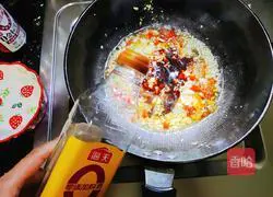 Illustration of how to make sizzling vermicelli shrimp 8