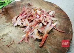 Illustration of how to make chive-flavored octopus tentacles 2