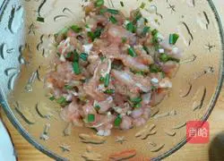 Illustration of how to make classic tomato pasta 4