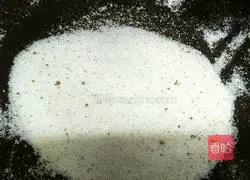 Illustration of how to make salted duck legs 3