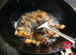 Illustration of how to make private spicy chicken nuggets 7