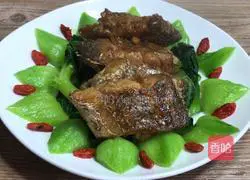 Fry the garlic Illustration of how to make hairtail 12