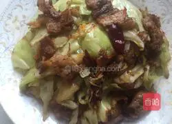 Illustration of how to make hand-shredded cabbage 13