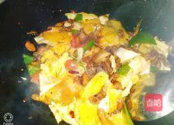 Illustration of the home version of dry pot sausage 13