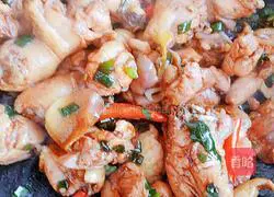 Illustration of how to make stewed chicken nuggets with dried mushrooms 12