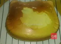 Hello Kitty double-layered fruit sandwich cake recipe illustration 3