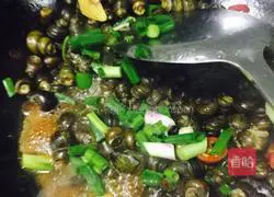 Illustration of how to cook snails 11