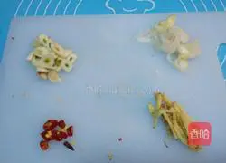 Illustration of how to make steamed pork ribs with Babao black bean powder 5