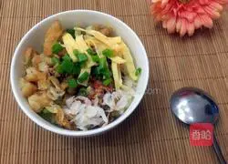 Illustration of how to make egg glutinous rice rolls 13