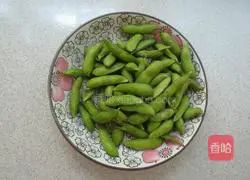 Illustration of how to make spicy chicken with edamame 1