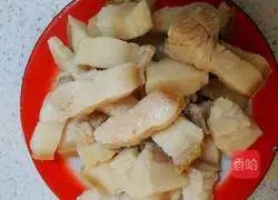 Illustration of how to make braised pork 2