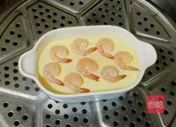 Illustration of how to make steamed eggs with shrimps 13