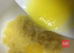 Strawberry Chocolate Cake Recipe Illustration 3