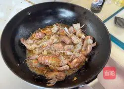 Illustration of how to make salt and pepper shrimp crawlers 7