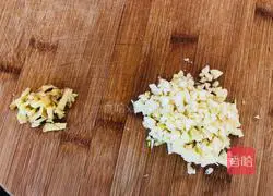 Illustration of how to make garlic shrimp 2