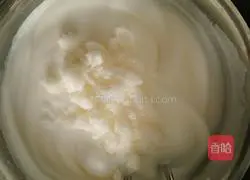 Illustration of how to make cream cake roll 8