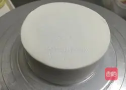 Illustration of how to make fruit chocolate cake 3