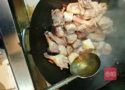 Illustration of how to make fragrant beer duck 5