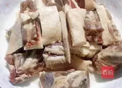 (Lantern Festival on the 15th day of the first lunar month) Illustration of salted duck stewed with soybeans 1